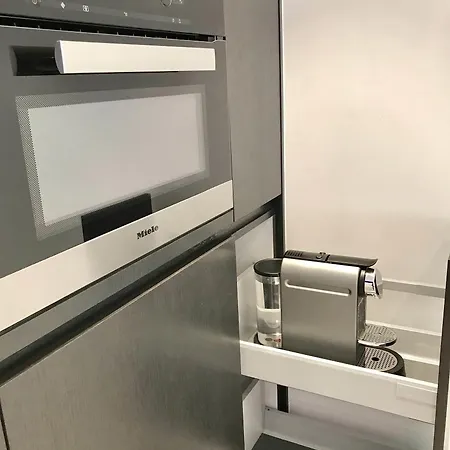 Luxury 102 Adult Only! *